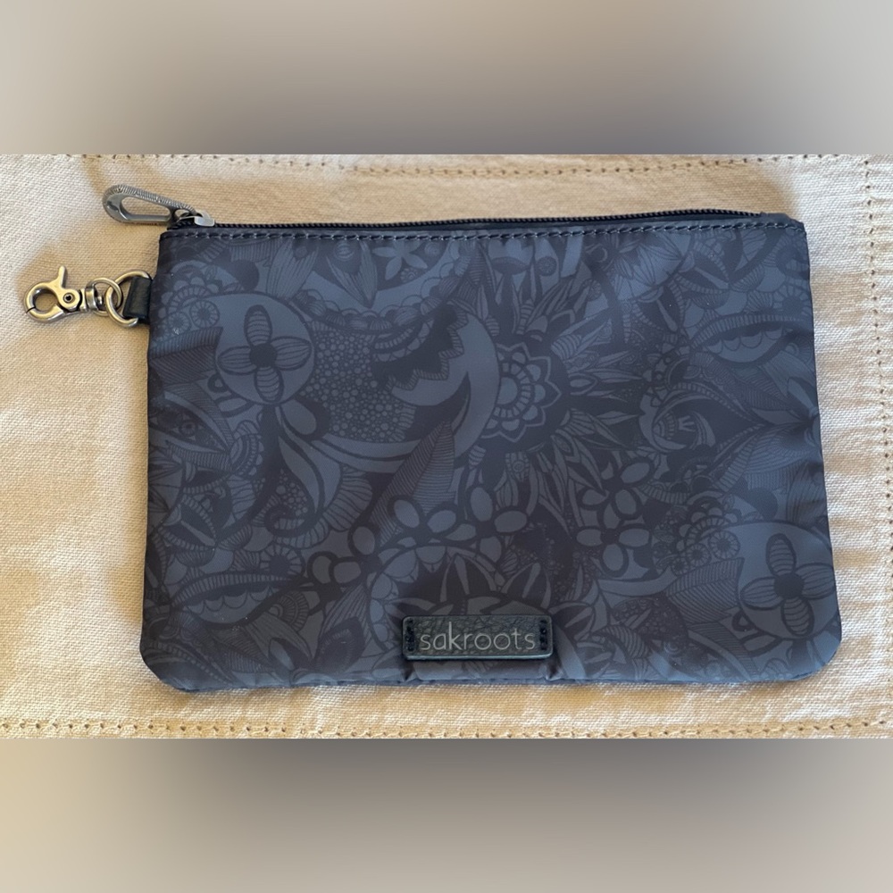 Sakroots Pouch